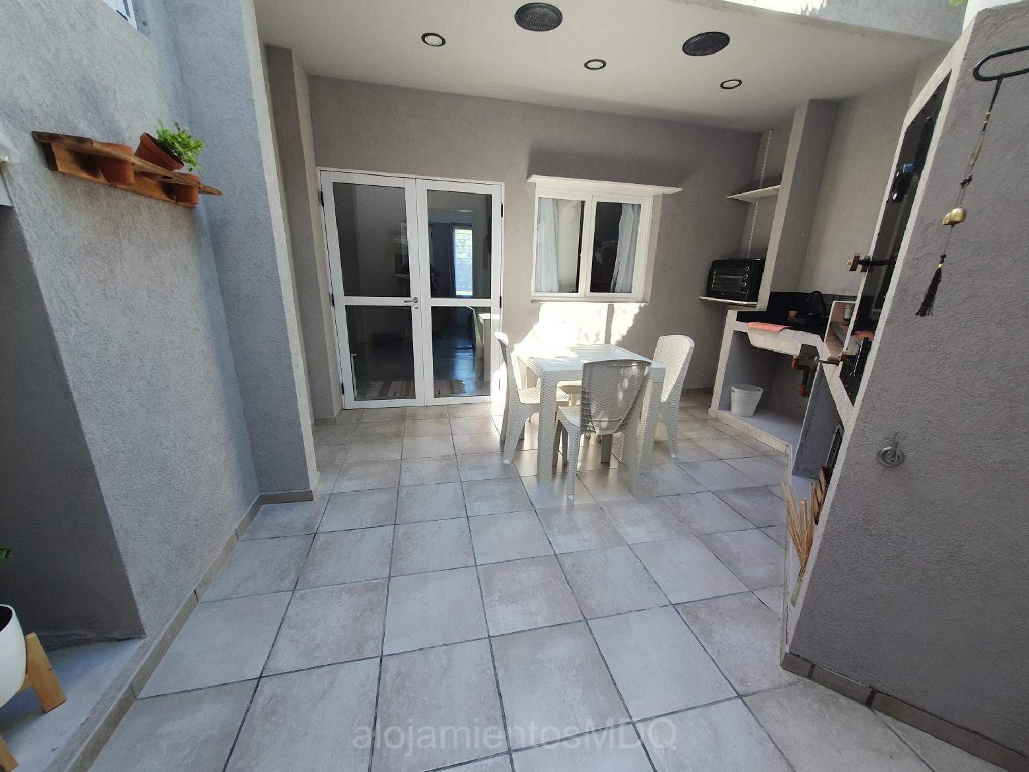 Casa A Estrenar En Proximo Mogotes, A Playas Del Sur Y El Faro -- Somos Mdq - Casa Bruna --