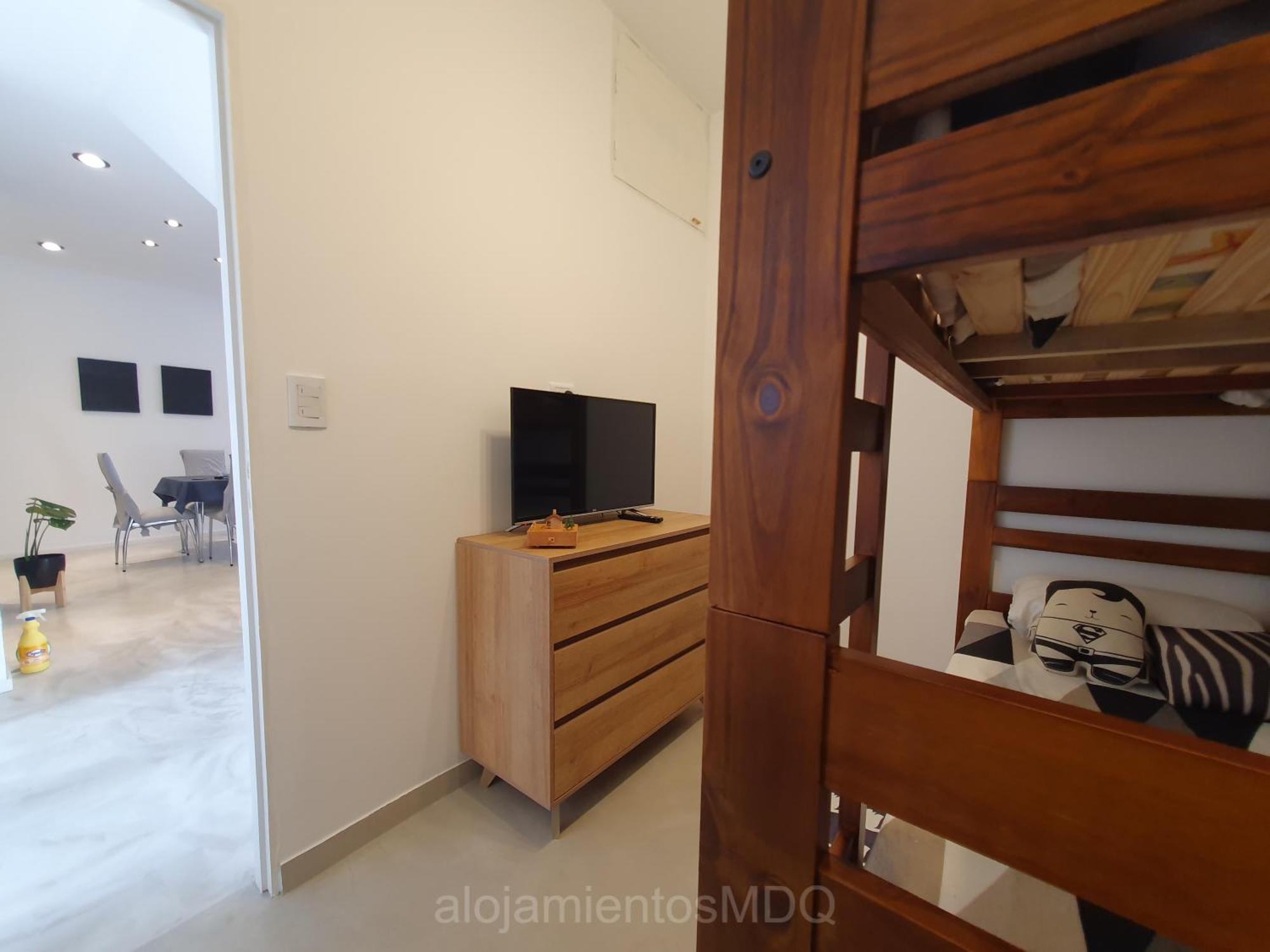 Casa A Estrenar En Proximo Mogotes, A Playas Del Sur Y El Faro -- Somos Mdq - Casa Bruna -- *