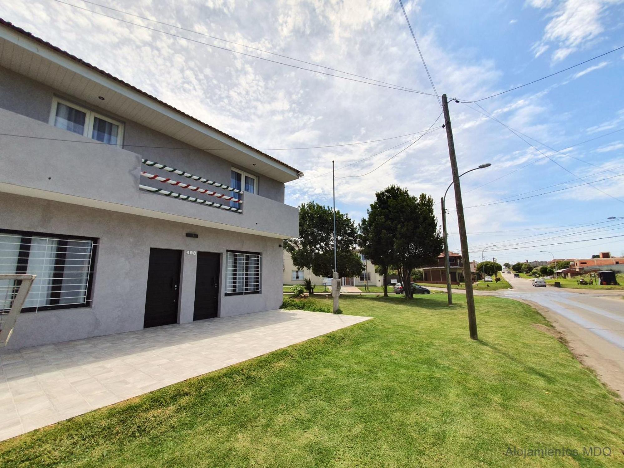 Casa A Estrenar En Proximo Mogotes, A Playas Del Sur Y El Faro -- Somos Mdq - Casa Bruna -- *